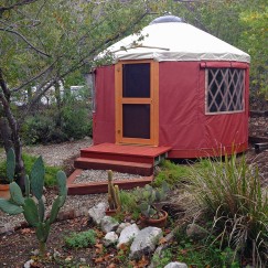 14' Backyard studio yurt