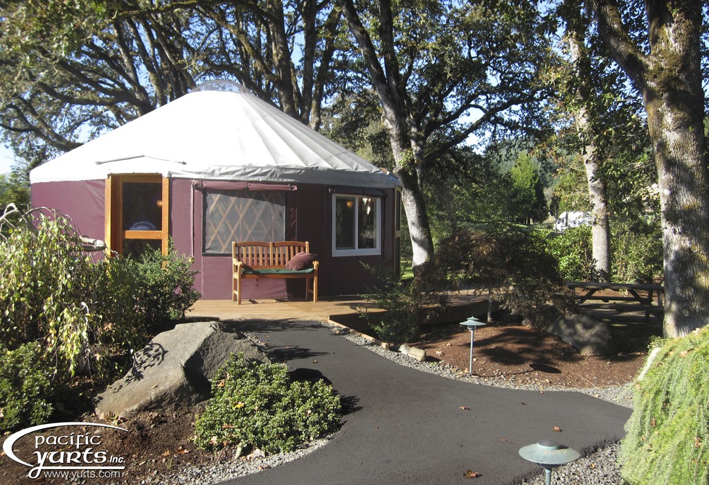 © 2011 Pacific Yurts Inc.