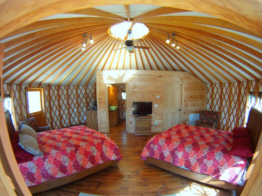 Sleeping yurt with bathroom