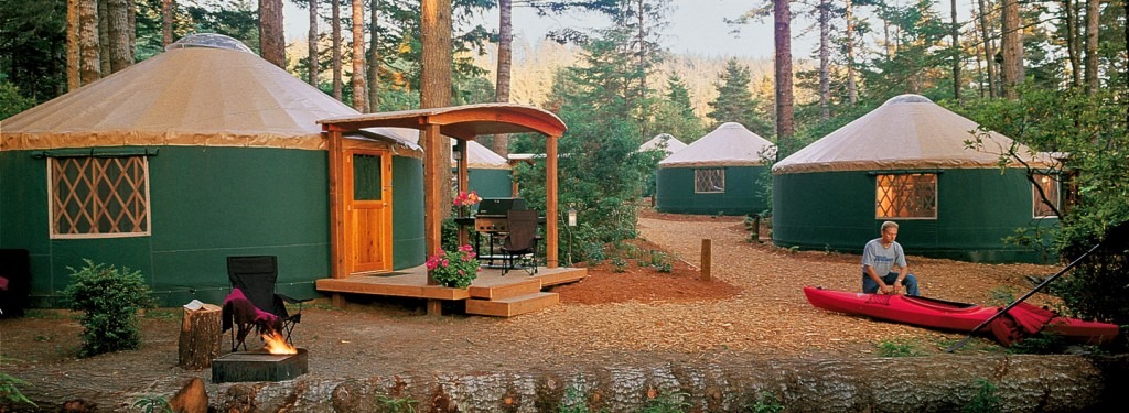 24' Deluxe Yurt Village at Oregon State Park