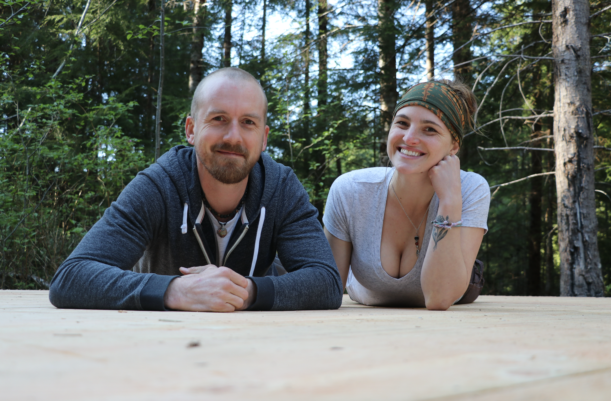 nicole off grid