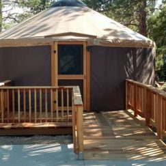 Accessible yurt rental in Oregon