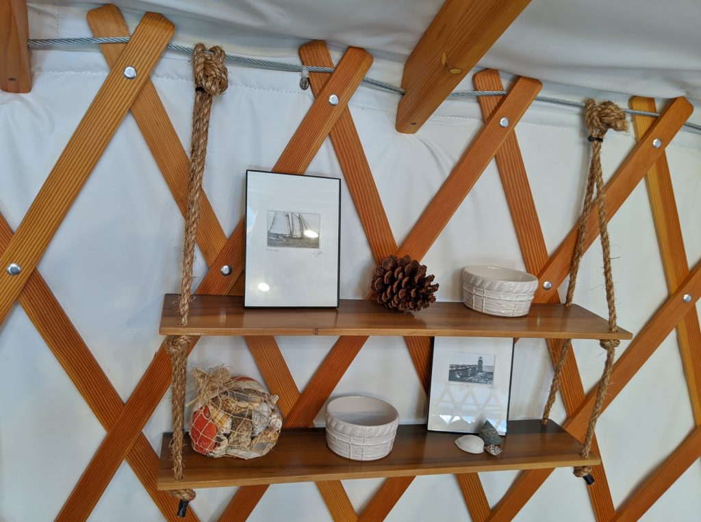 6 DIY Tips for Decorating a Yurt's Lattice - Pacific Yurts