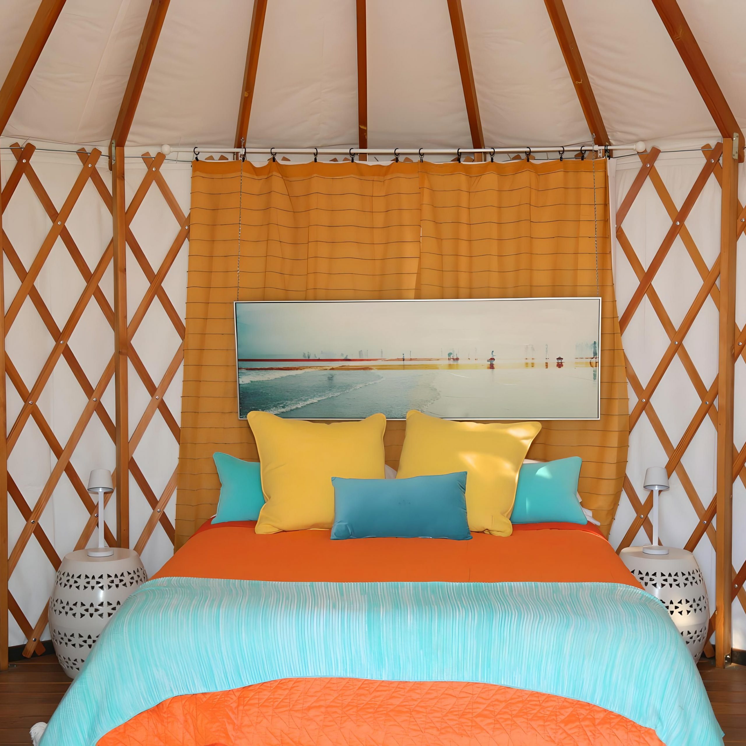 Paseric Yurt 16-foot yurt - Pacific Yurts